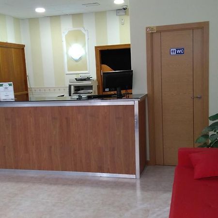 Pension Calfred II Логроньйо Екстер'єр фото