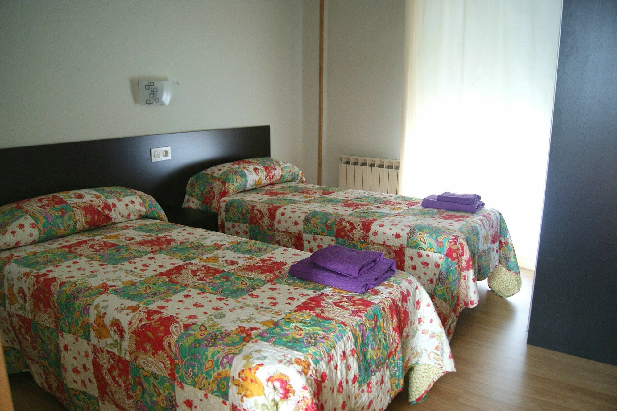 Pension Calfred II Логроньйо Екстер'єр фото